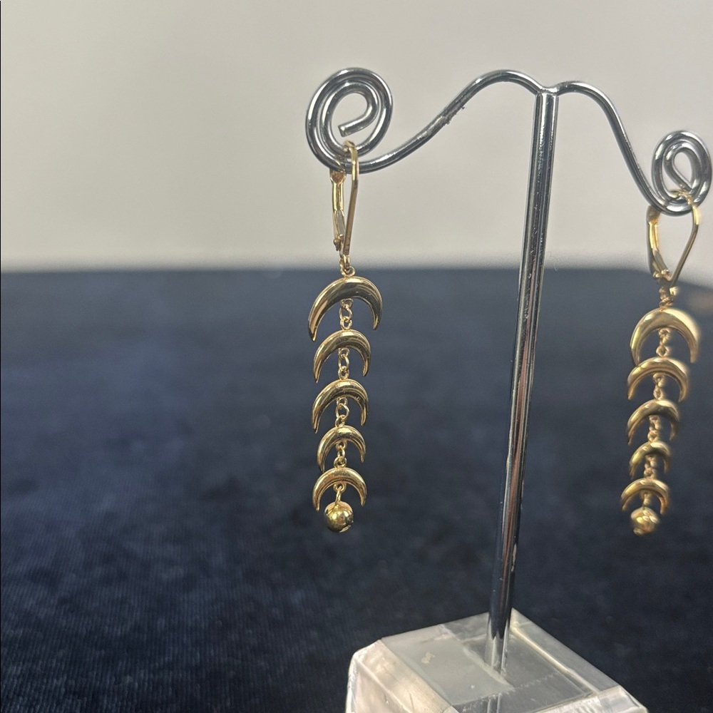 14kt Gold Dangle Earrings - Picture 2 of 8